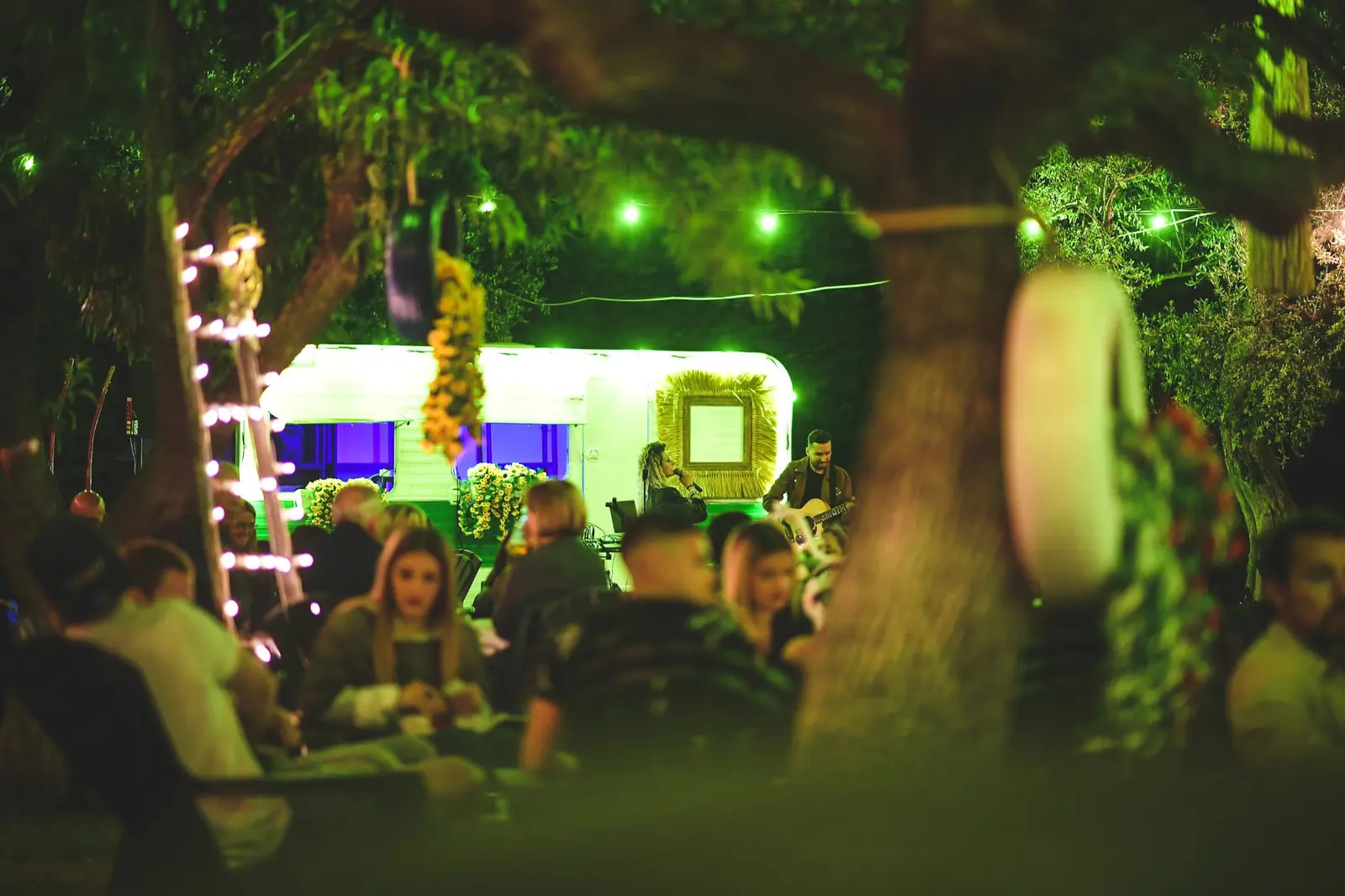 Evento serale con musica dal vivo